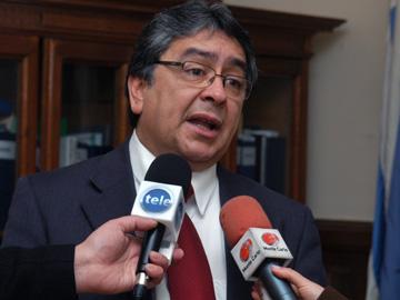 Gilberto Ríos en conferencia de prensa