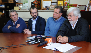 Ministro Eduardo Bonomi y Aníbal Pereyra en conferencia de prensa