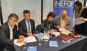 Firma de convenio