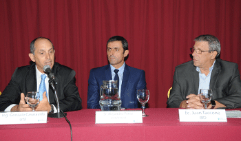Gonzalo Casaravilla, vicepresidente de Conaprole, Alejandro Pérez, Juan Taccone, representante del BID en Uruguay
