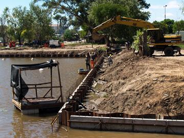 Máquina trabajando Máquina trabajando