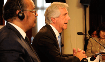 Tedros Adhanom junto a Tabaré Vázquez