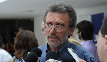 Consejero de Educación Inicial y Primaria, Héctor Florit