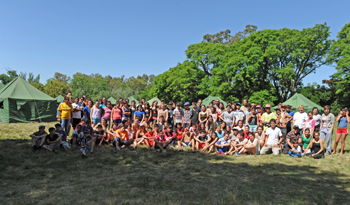 Integrantes del campamento "Anchorena joven"