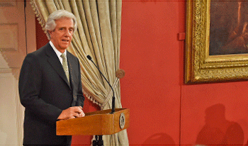 Presidente Vázquez durante el almuerzo de honor en el Palacio de la Moneda