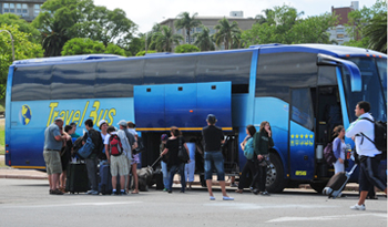 Turistas en autobús