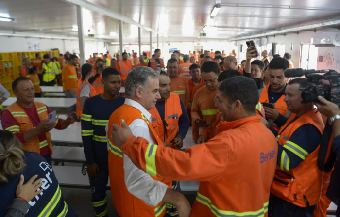 Orsi con trabajadores de Google