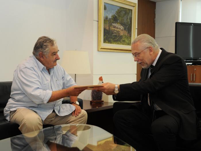 Embajador de Costa Rica presenta cartas credenciales