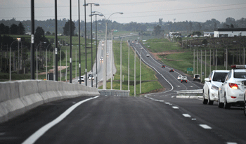 Intercambiador de tránsito ubicado en la intersección de las rutas 5 y 48