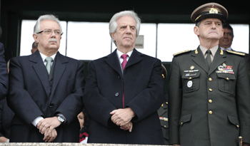 Presidente Vázquez, en ceremonia por 207 años de creación del Ejército
