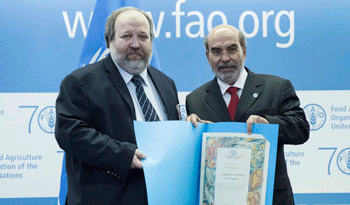 Daniel Gilardoni recibe el reconocimiento de la FAO