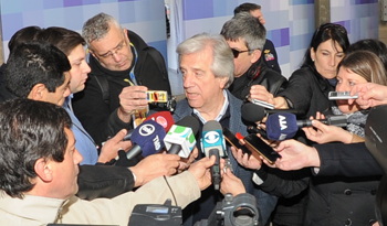 Vázquez en rueda de prensa, La Coronilla.