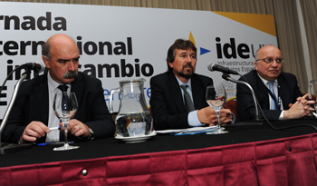 Director Diego Pastorín en la Jornada Internacional de Intercambio de Infraestructura de Datos Espaciales