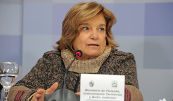 Ministra Eneida de León