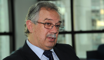 Ministro Jorge Menéndez