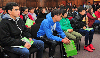 Jóvenes participantes de “Desempolvando un derecho II”