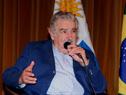Encuentro con la prensa en el Palacio Piratini