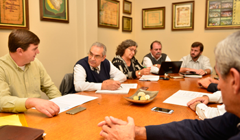 Subsecretario de Ganadería, Enzo Benech, reunido con productores de Dolores