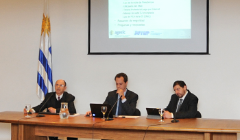 José Pedro Montero, presidente de la JUTEP, Germán Gianarelli, director de proyectos y Carlos Torres, integrante de JUTEP
