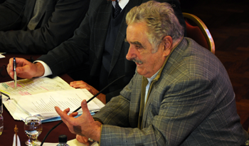 El Presidente José Mujica presenta al Parlasur proyecto de puerto de aguas profundas en Rocha
