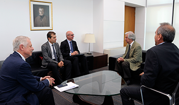El presidente Tabaré Vázquez con José Luis Castro y Gustavo Sóñora