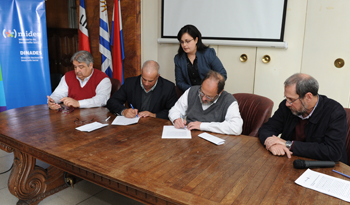 Autoridades del Mides, INIA e Instituto Plan Agropecuario firman acuerdo