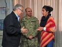 Menéndez mantuvo reuniones con militares asignados a tareas de ayuda ante inundaciones