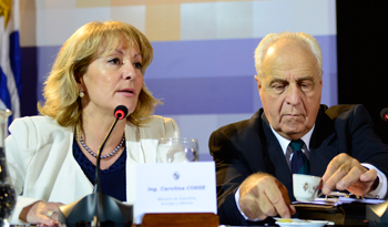 Ministros Carolina Cosse y Víctor Rossi en Consejo de Ministros en Cerro Largo