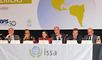 Ministro Ernesto Murro en el cierre del Foro de Seguridad Social de las Américas