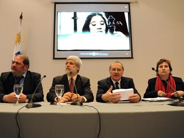 Autoridades en audiencia pública del llamado para “televisión digital pública para Montevideo"