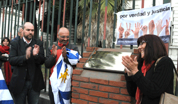 Descubrimiento de placa en el Hospital Militar