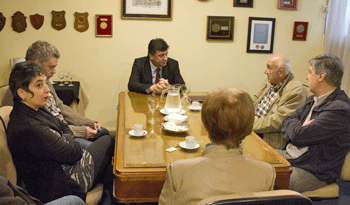 Reunión sobre archivos de inteligencia policial.