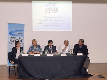 Autoridades en la presentación del Premio Nacional de Calidad