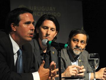 Diego Cánepa y científicos invitados en apertura de "Uruguay encendido"
