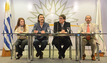 Autoridades en la presentación del tercer Barómetro de Seguridad Vial