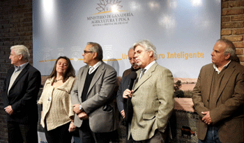 Inauguración de estand del Ministerio de Ganadería, Agricultura y Pesca en Expo Prado