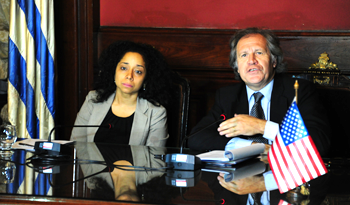 Canciller Luis Almagro y embajadora de Estados Unidos, Julissa Reynoso