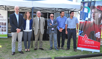 Antonio Carámbula visita parque logístico Polo Oeste