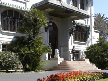 Fachada de Residencia de Suárez y Reyes