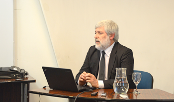 Sergio De Cola, director nacional de Telecomunicaciones y Servicios de Comunicación Audiovisual Sergio De Cola, director nacional de Telecomunicaciones y Servicios de Comunicación Audiovisual
