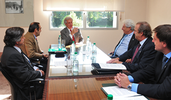 Reunión del Presidente Tabaré Vázquez con representantes de las Cámaras Empresariales