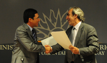 Subsecretario Porto y secretario del Ministerio de Desarrollo, Industria y Comercio Exterior de Brasil, Ricardo Schaefer