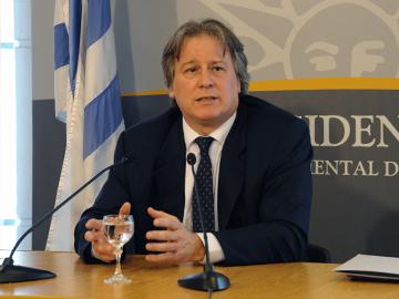Ministro de Economía y Finanzas Fernando Lorenzo