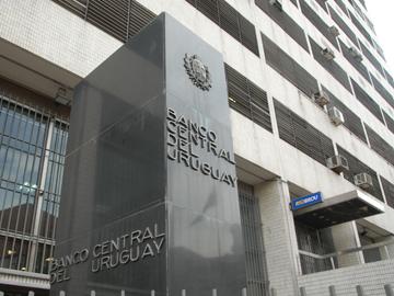 Fachada del Banco Central del Uruguay