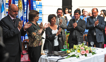 Marisa Lindner asumió el cargo de presidenta del INAU, acompañada por ministra Arismendi y autoridades salientes