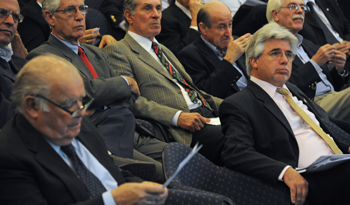 Tabaré Aguerre y Enrique Iglesias en 50 aniversario de la Oficina de Programación y Planeamiento Agropecuario (OPYPA)