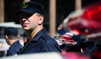 Policía