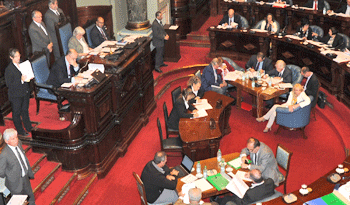 Ministros responden consultas de senadores