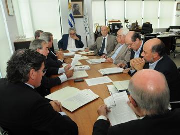 Partidos políticos reunidos