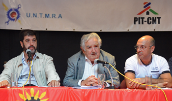 Presidente Mujica en cierre de seminario en la sede del PIT-CNT